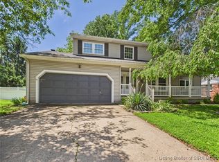 1005 Dogwood Rd, Jeffersonville, IN 47130