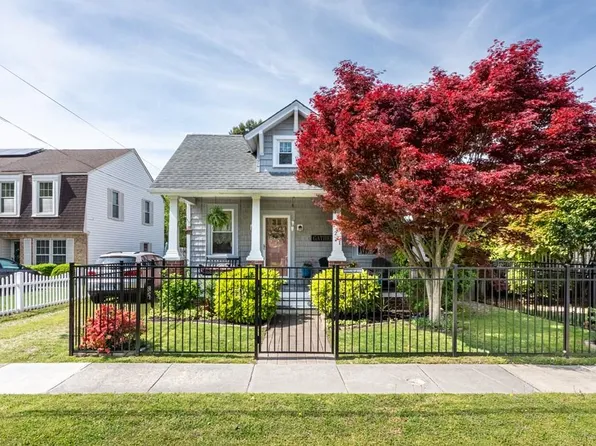 221 Maple Ave, Norfolk, VA 23503