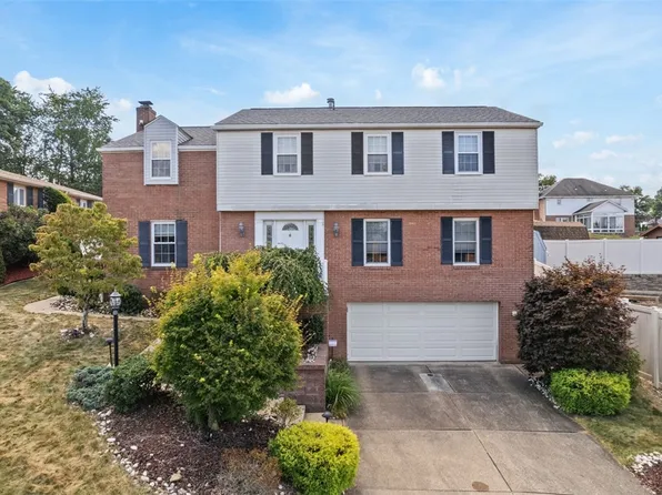 24 Scenic Dr, Coraopolis, PA 15108