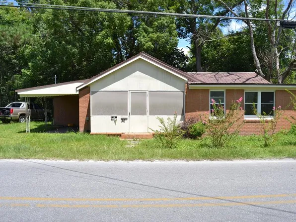 36 Robinson St, Homerville, GA 31634