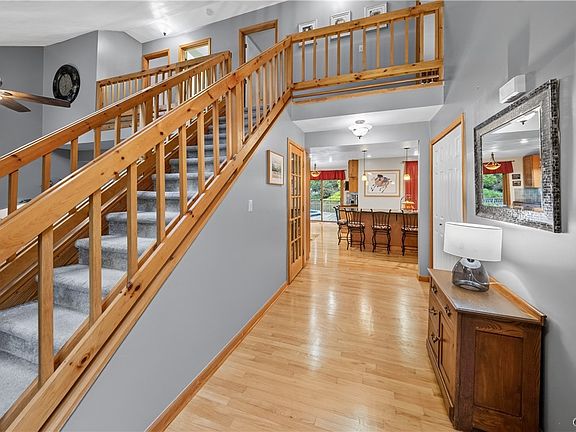 5th image of 494 Dyke Rd