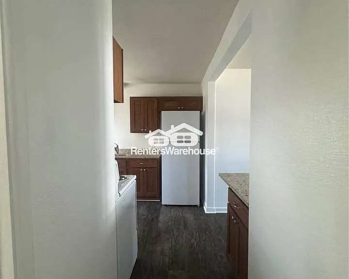 510 N 6th Ave E #2 — Photo 3
