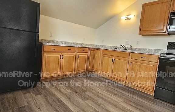 2nd image of 514 E Washington St Unit C