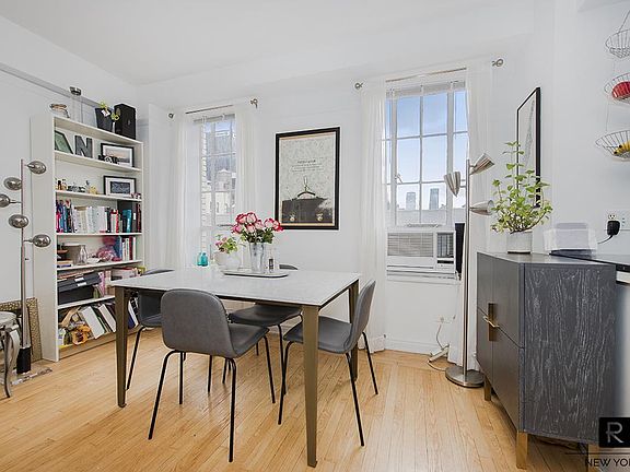 4th image of 353 W 56th St APT 7E