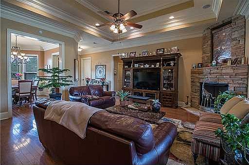 3rd image of 130 Belle Terre Ct