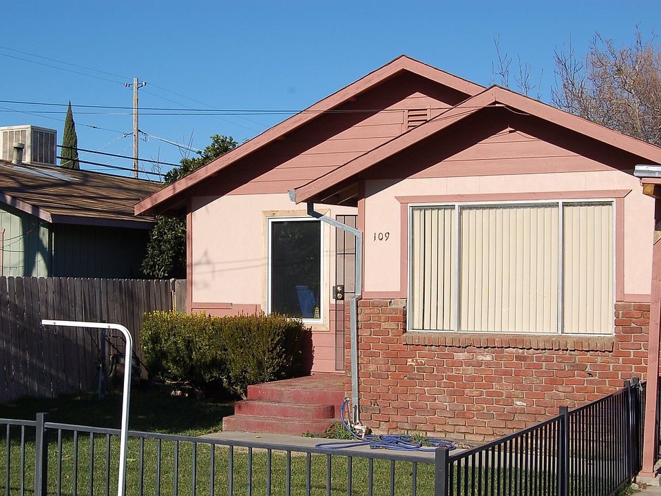 1st image of 109 Tait Ave