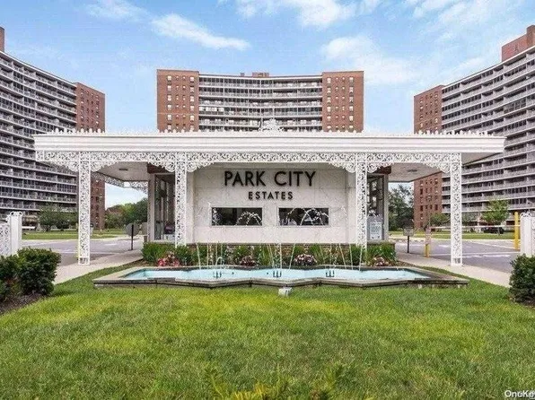 61-25 98th Street E #15F, Rego Park, NY 11374