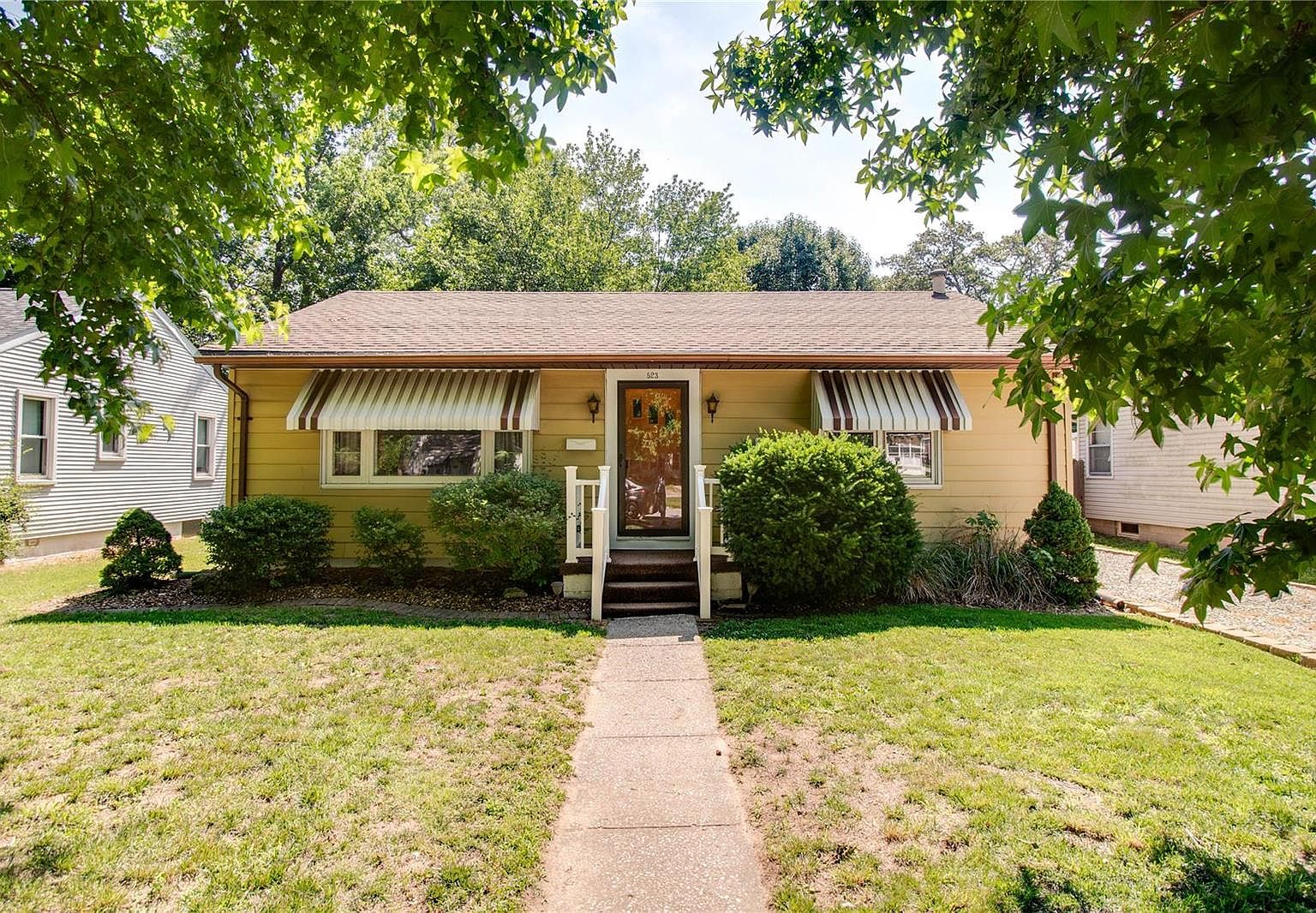 523 Sotier Pl, Wood River, IL 62095 Zillow