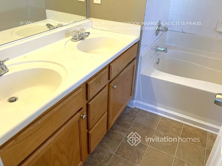 200 Reston Ct — Photo 10