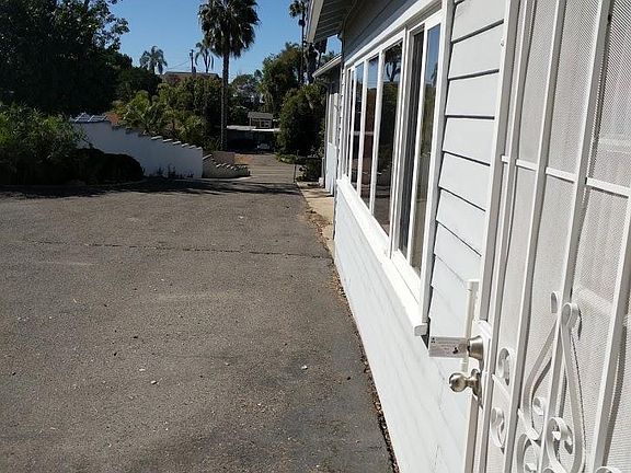 2nd image of 1163 1/2 Anza Ave