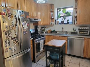 25-81 44th St #R3, Astoria, NY 11103