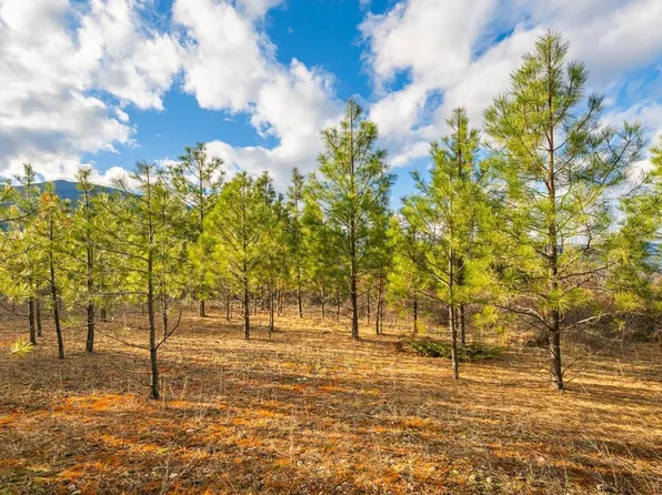 2075 Highland Cres, Central Kootenay, BC V0B 1G7