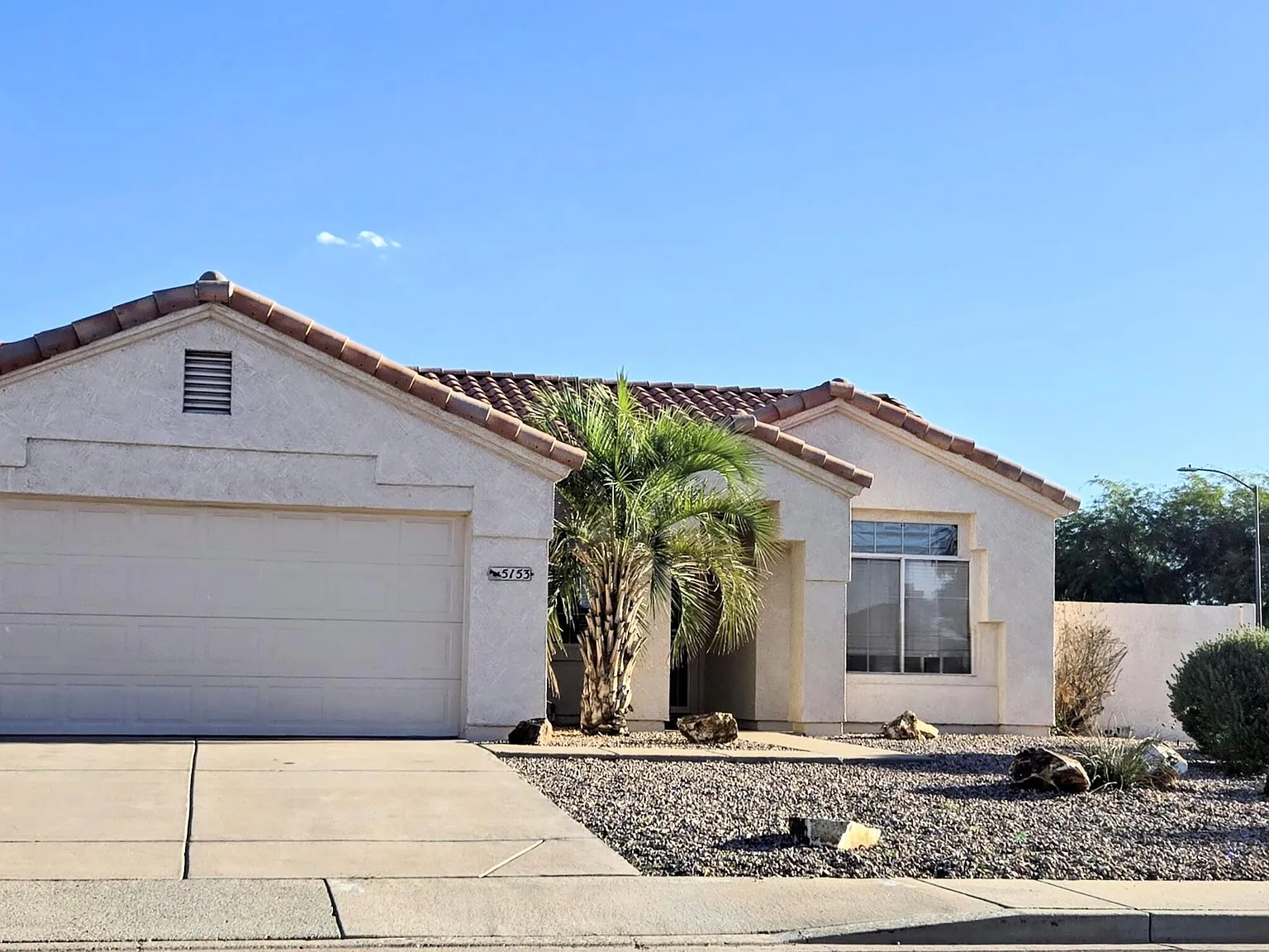 3 bed, 2.0 bath, 1554 sqft, $2,200 — Photo 1