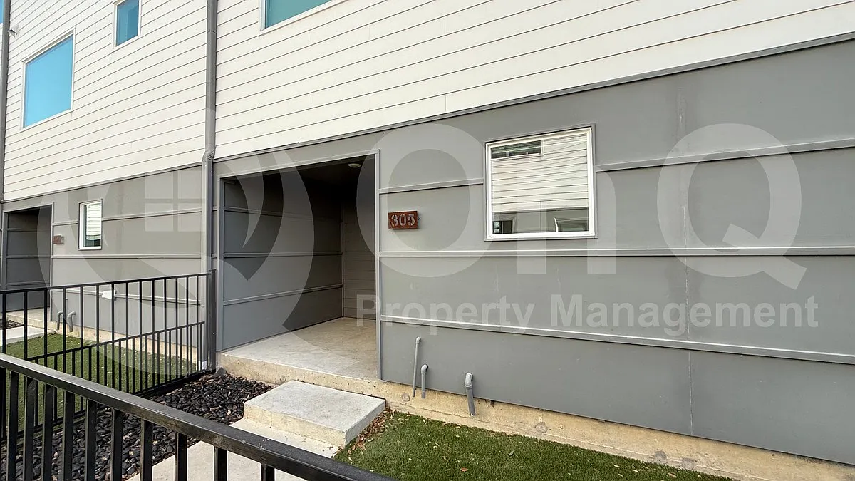 2 bed, 2.0 bath, 1529 sqft, $2,899 — Photo 3