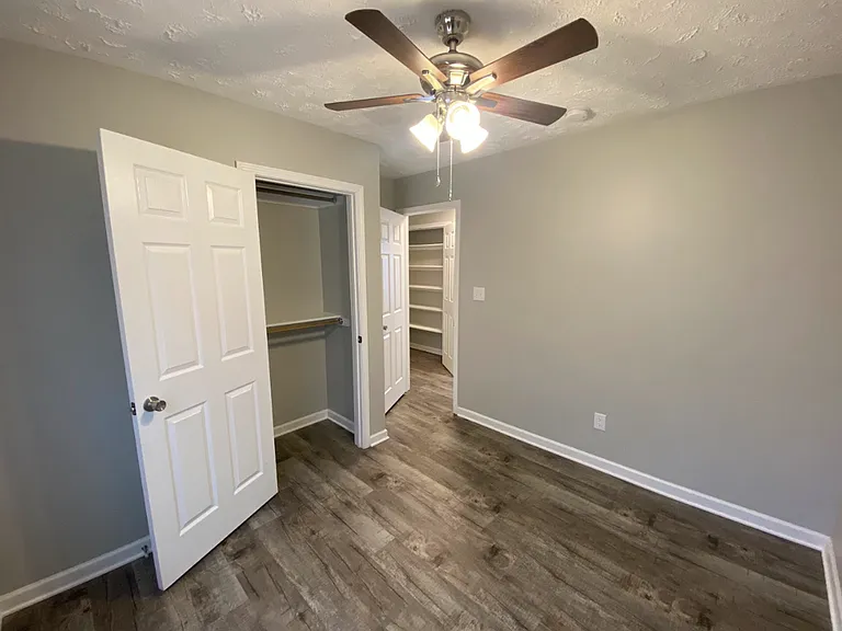 Valley View Townhomes — Photo 42