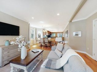 36 Kenmere Rd #36, Medford, MA 02155