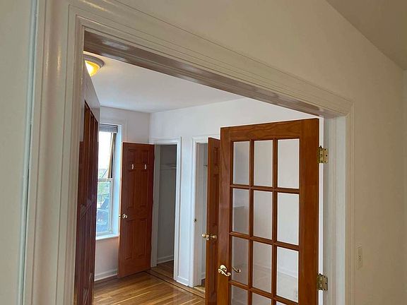 4th image of 25-70 37th St #9