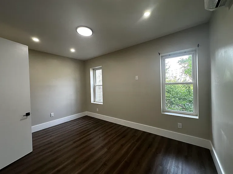 18 Reed St #6 — Photo 11