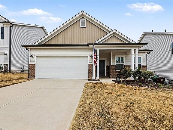 2nd image of 940 Bloomington Way