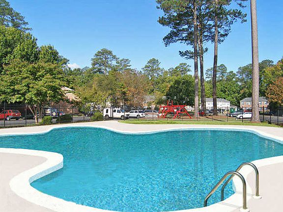 3rd image of 126 Candlewood Way #137-C
