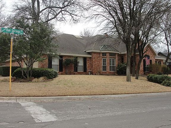 5th image of 9600 Oak Springs Dr