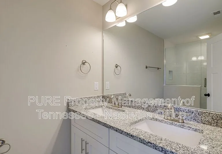 600 Hadley Village Blvd — Photo 17