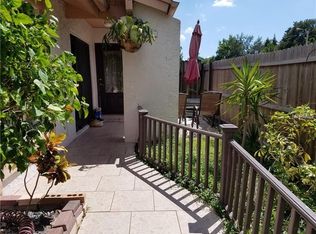 10558 Parkcrest Dr, Tampa, FL 33624