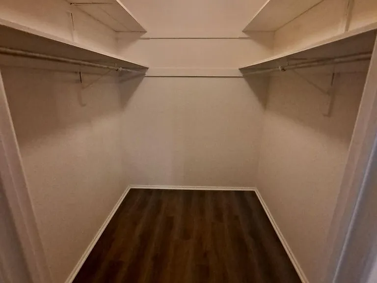 Mackenzie Place — Photo 23