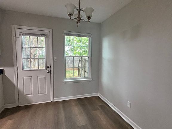 5th image of 455 E 3rd Ave #26