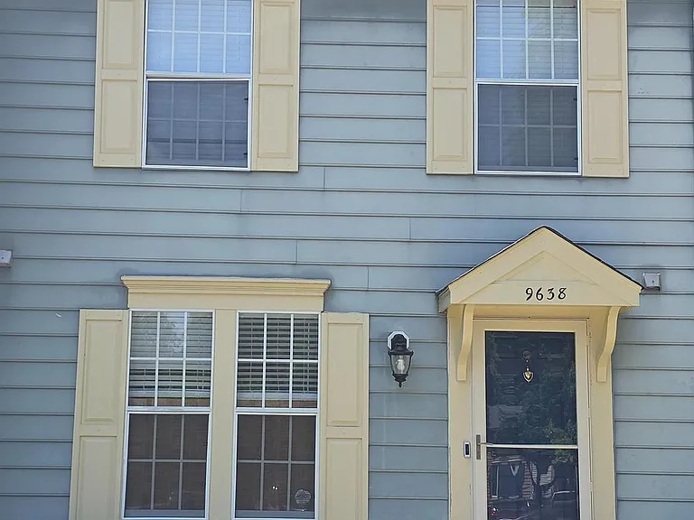 9638 Glendower Ct — Photo 1