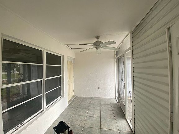 4th image of 12010 Tamiami Trl S