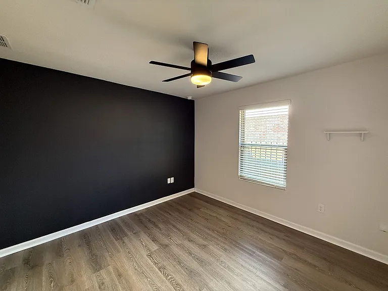 6352 Burrow Ln — Photo 19