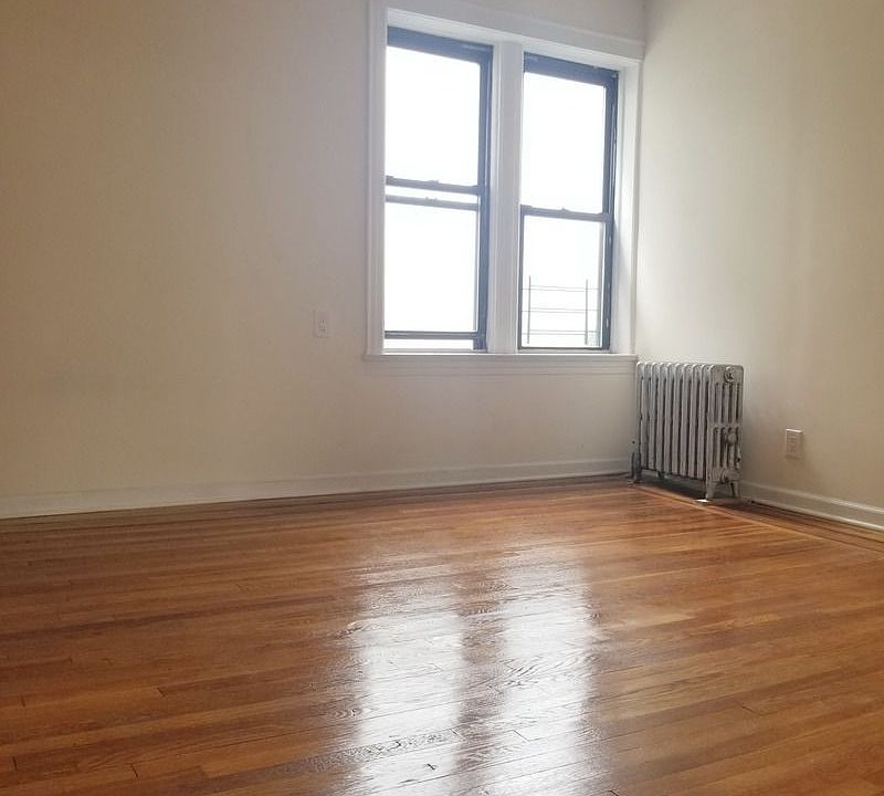 1st image of 3169 37th St APT 11