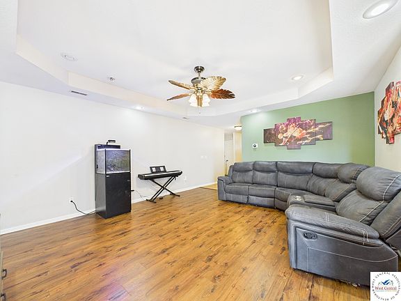 5th image of 1405 W 7th Street Ter