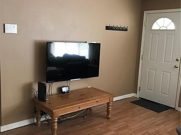 4th image of 1909 Southridge Dr