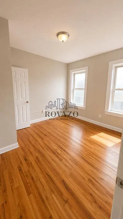 Studio, 600 sqft, $1,350 — Photo 3