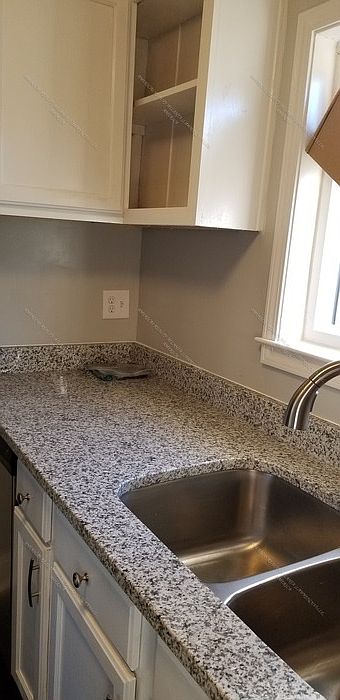1st image of 710 North Ave NW #106