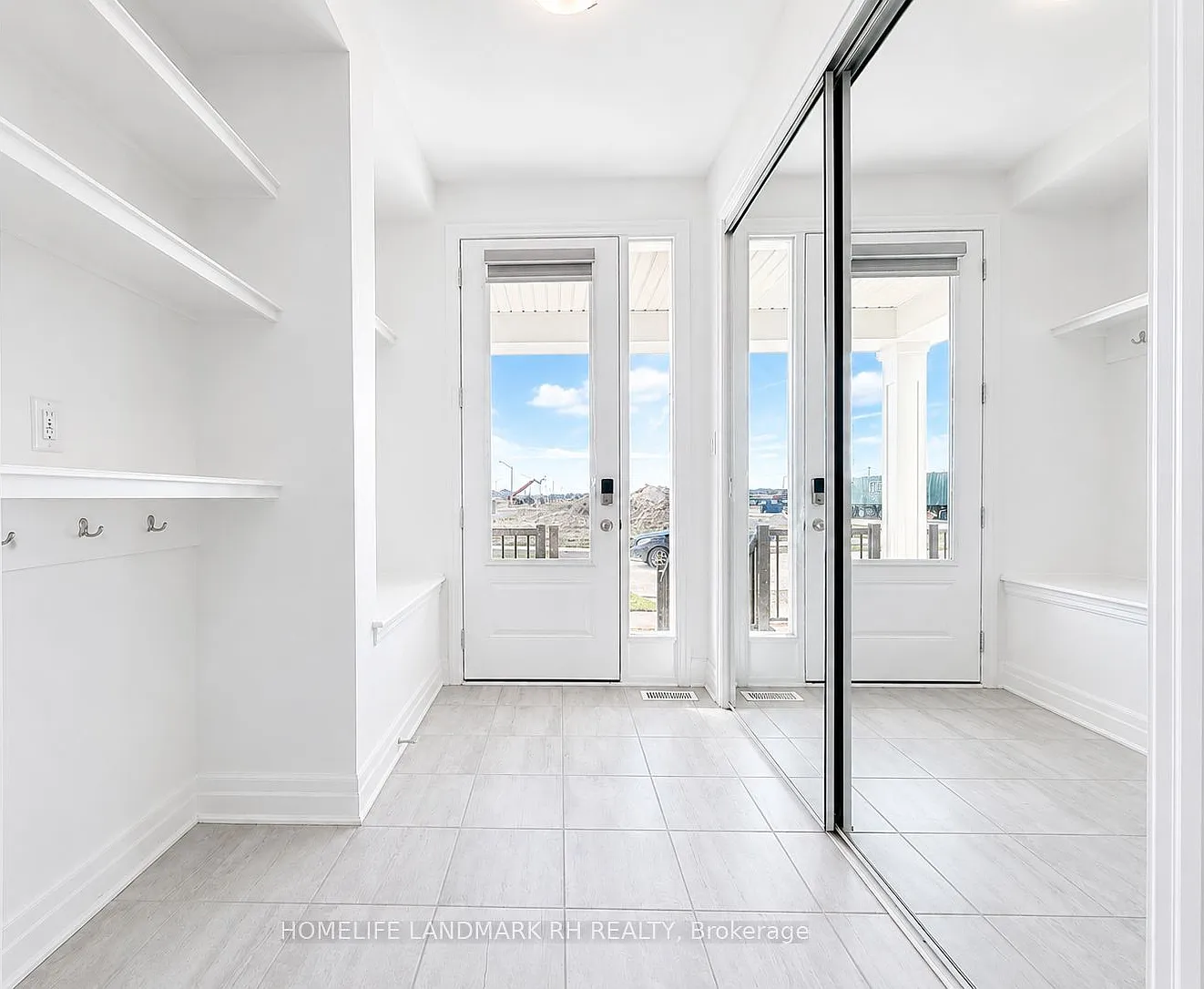 3 bed, $3,200 — Photo 2