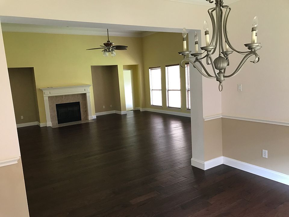 Family Rm from Dining Rm