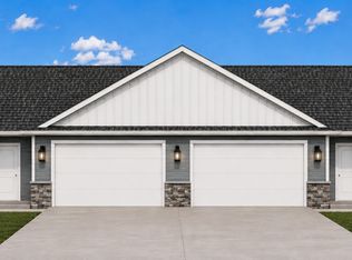 1117 8th Ave SE, Waseca, MN 56093