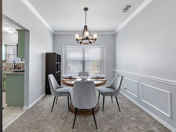 2nd image of 3105 Chalkstone Dr