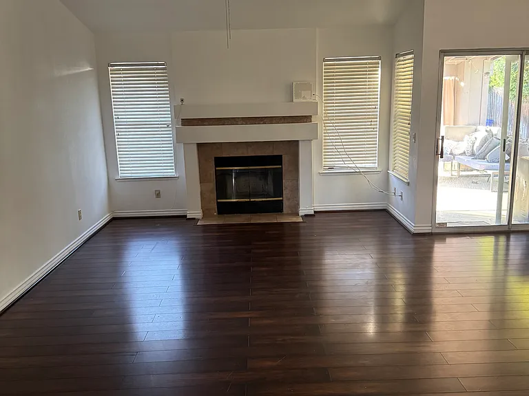 1187 Cabana Ct — Photo 7