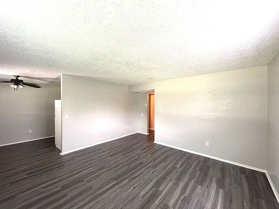 3rd image of 4218 Booker St #1