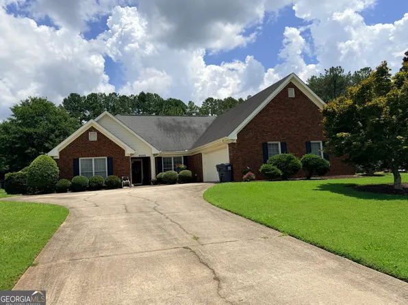 4090 Forest View Dr SE, Conyers, GA 30094