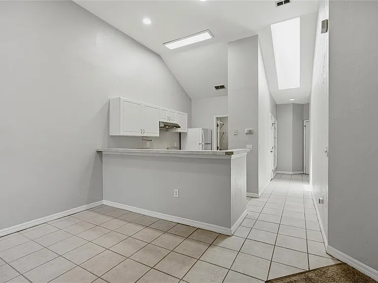 13200 W Newberry Rd #U117 — Photo 10