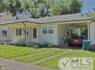 1012 Walnut St, Carthage, MO 64836