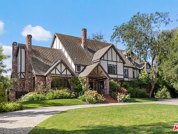 3rd image of 4432 Libbit Ave