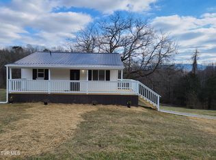 205 Happy Valley Rd, Johnson City, TN 37601