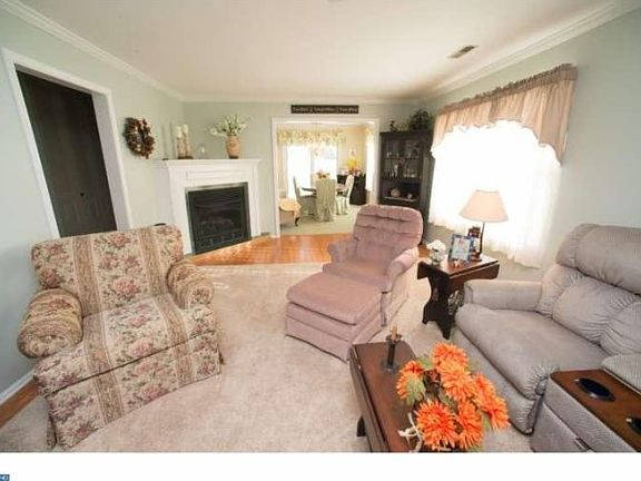 4th image of 50 Blanchard Dr