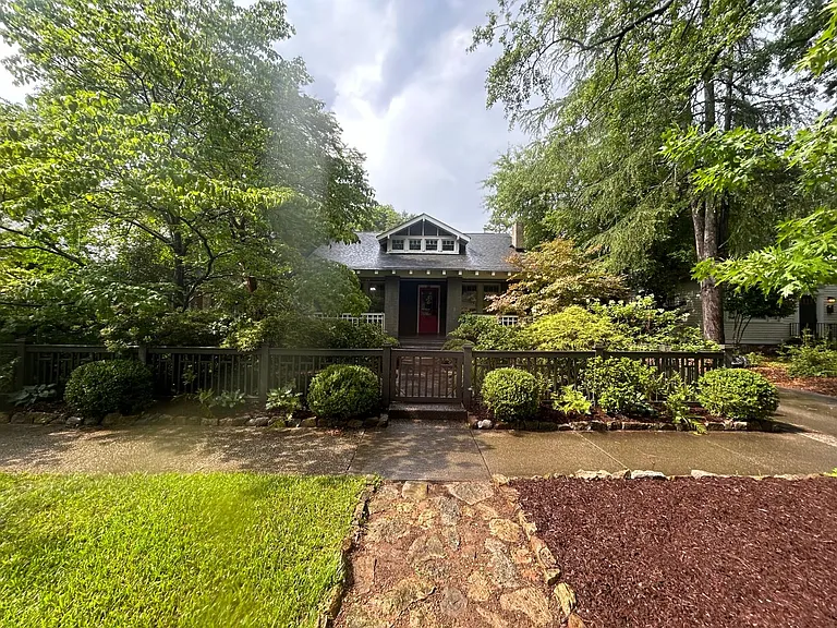 2827 Wilmot Ave — Photo 1